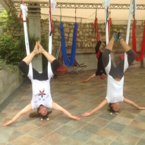 ANTIGRAVITY YOGA HOLIDAY STAGE SANREMO